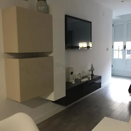 Piso En El Emblematico Barrio Antiguo De Apartment