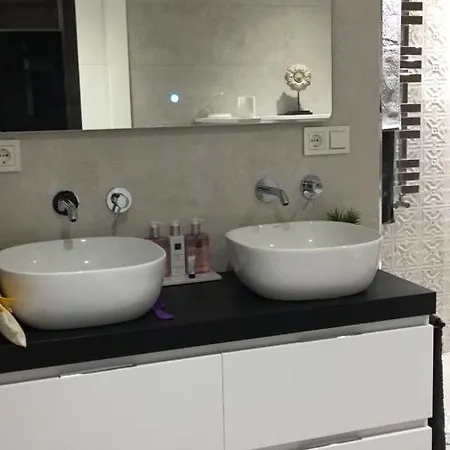 Piso En El Emblematico Barrio Antiguo De اوفيدو